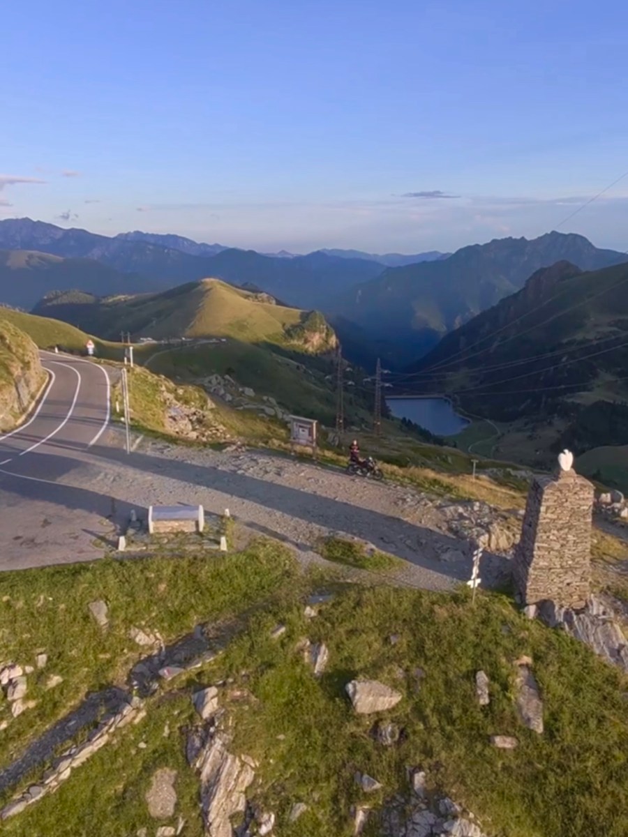 Itinerario in moto tra Lago, Valsassina e Orobie – 160 km di pura&nbsp;emozione